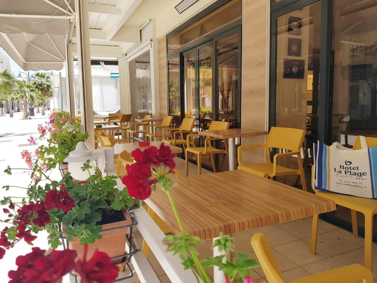 Hotel La Plage Cattolica Luaran gambar