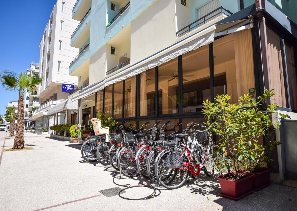 Hotel La Plage Cattolica Luaran gambar