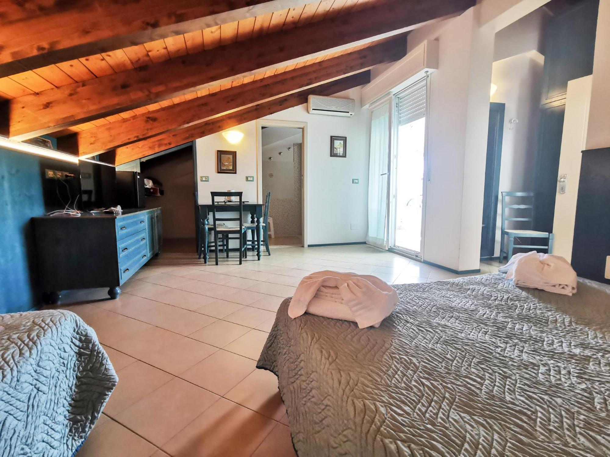 Hotel La Plage Cattolica Luaran gambar
